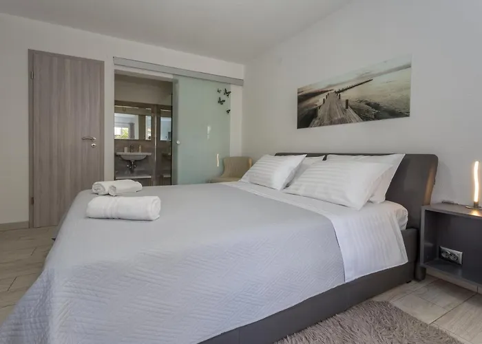 Guest house Kokolo Hvar Town