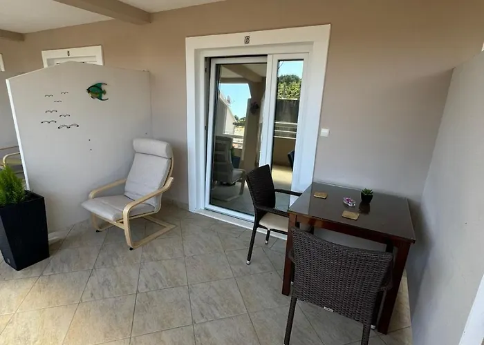 Kokolo Guest house 4*