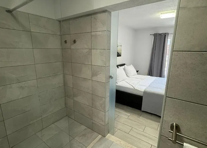 Guest house Kokolo 4*