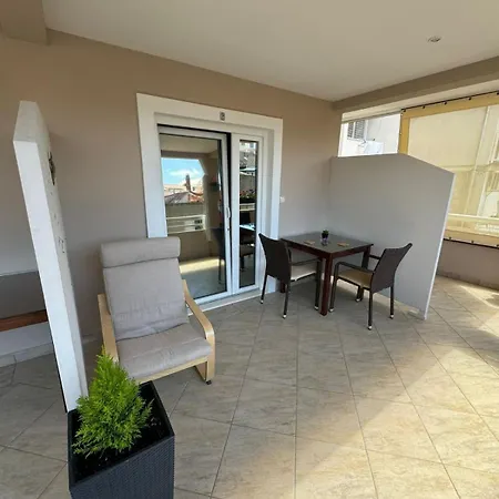 Konukevi Kokolo Hvar Town